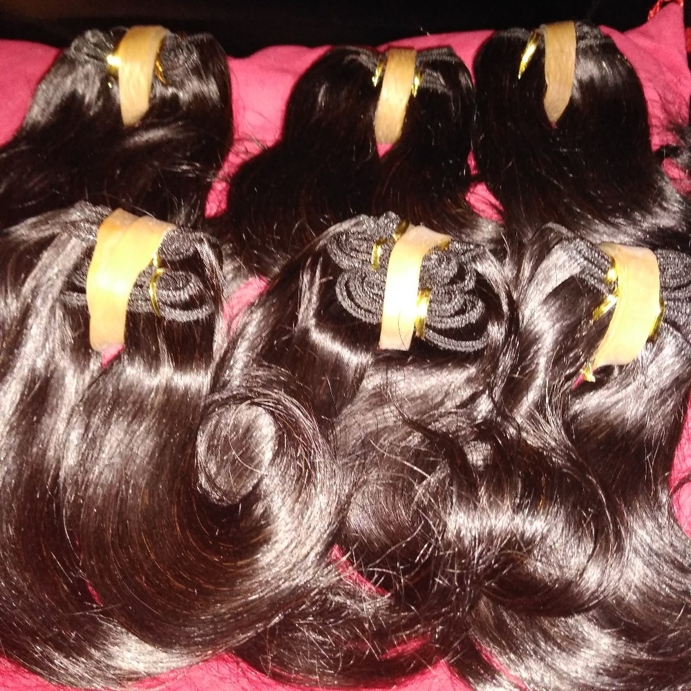 Brazilian human hair short weave 6"